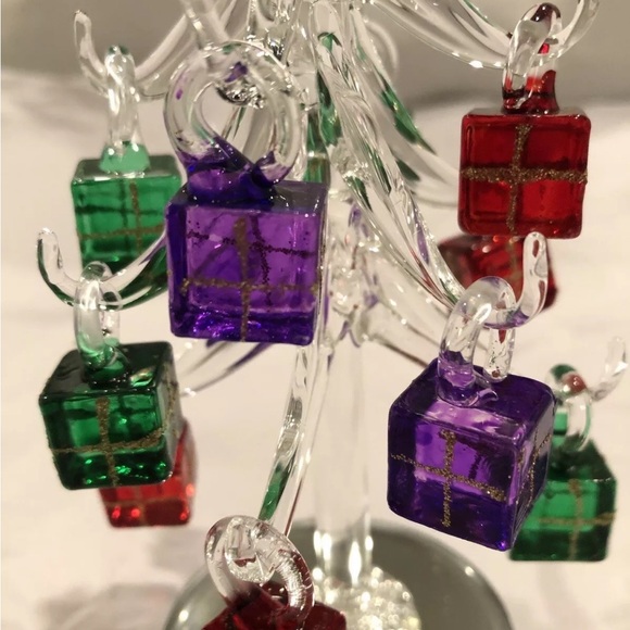 Tabletop Crystal Tree 6", Mirror Accent/ Glass Removable -Present Ornaments - Picture 6 of 8